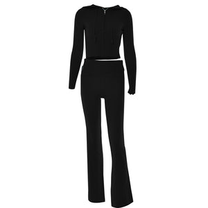 Knitted Hooded Suit – Women’s Two-Piece Lounge Set
Cozy, Chic & Effortlessly Stylish
