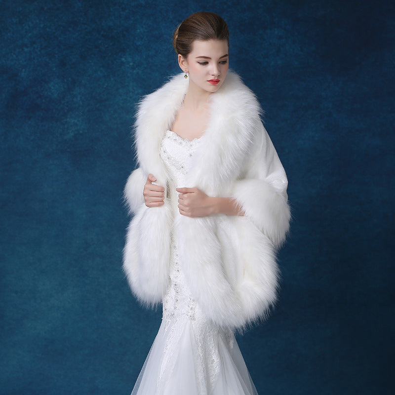 Wedding Dress Fashionable Warm Shawl – Elegant & Cozy Bridal Wrap