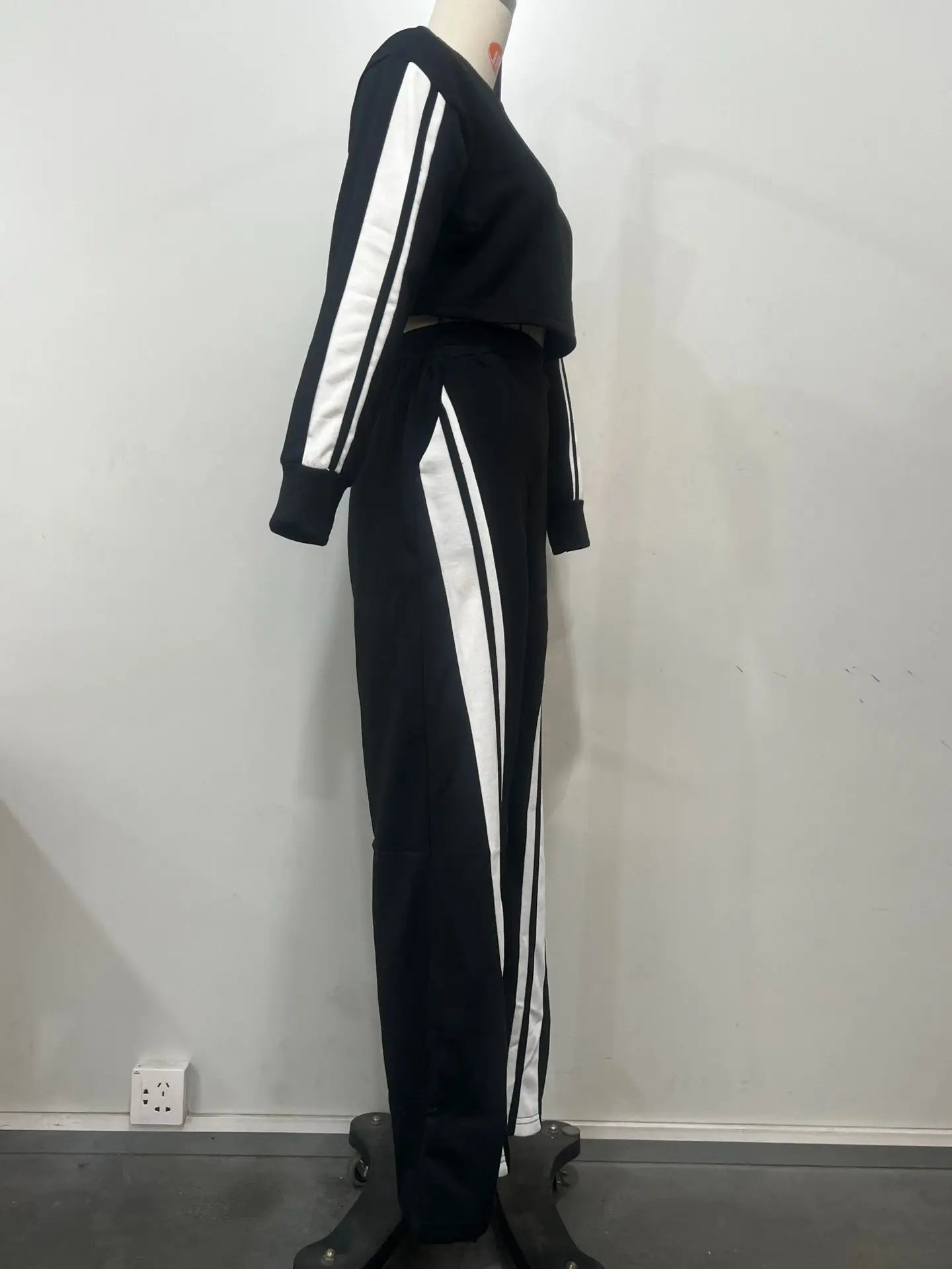 Women’s Two-Piece Tracksuit Set (Spring 2025)