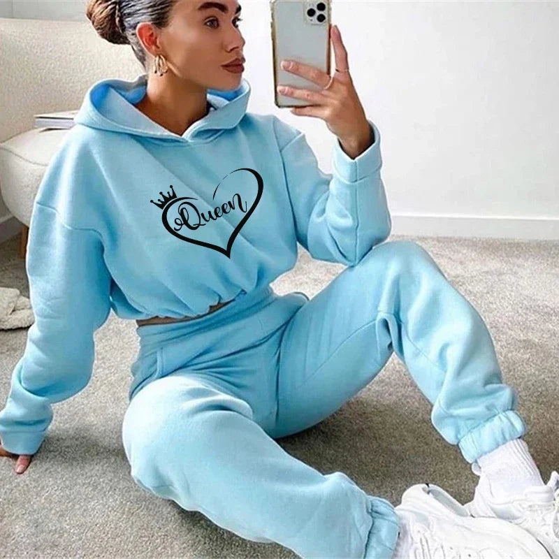 Women’s Hooded Sportswear Tracksuit – Casual 2‑Piece Jogging Set (2025 Collection)