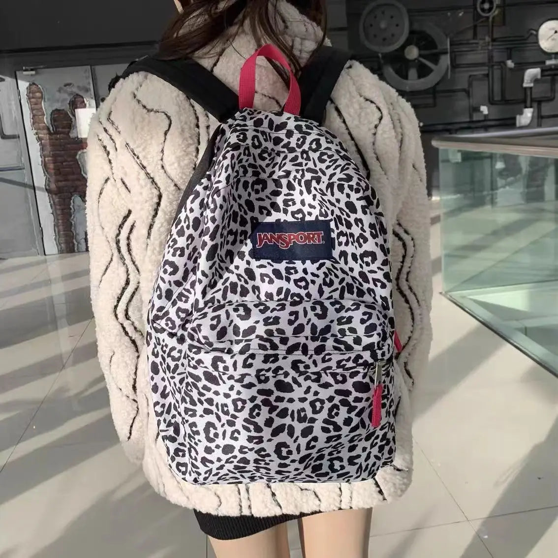 Versatile 25L Multi-Functional Student Backpack
