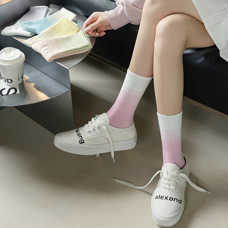 🌈 Gradient Color Mid‑Tube “Dopamine” Socks