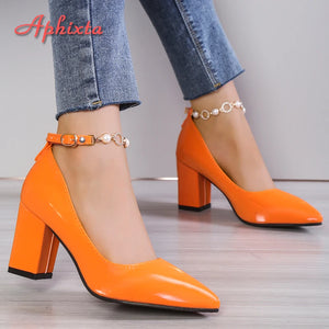 ✨ Aphixta 2024 New Luxury Rhinestone & Pearl Chain Pumps