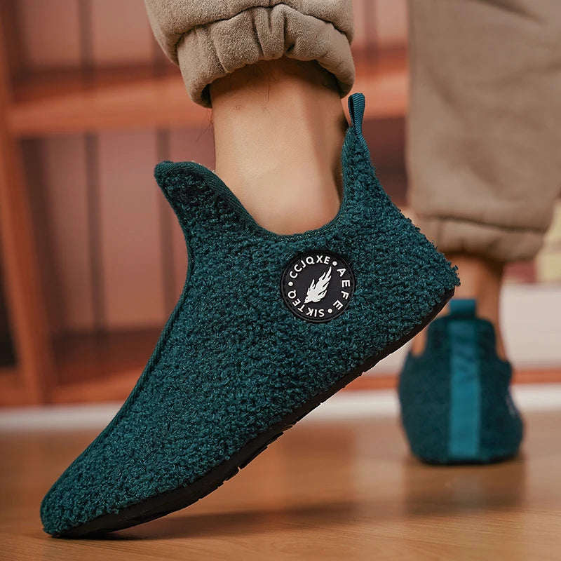 Winter Slippers for Men & Women – Cozy, Non-Slip, & Comfortable Indoor Footwear