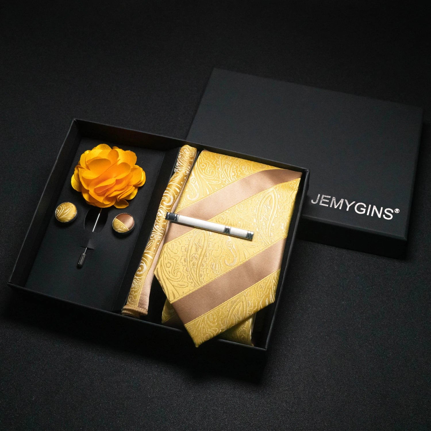 Wine Red Paisley Silk Tie Set – A Touch of Elegance for Every Occasion