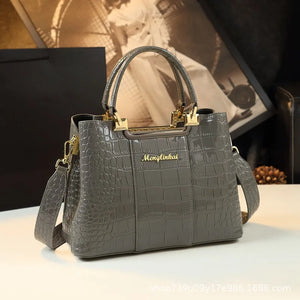 Luxury Crocodile-Embossed Tote – Elevate Your Elegance
