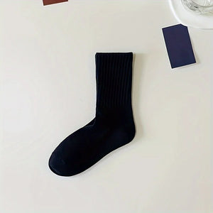 🧦 5–6 Pairs Unisex Casual Plain Color Socks