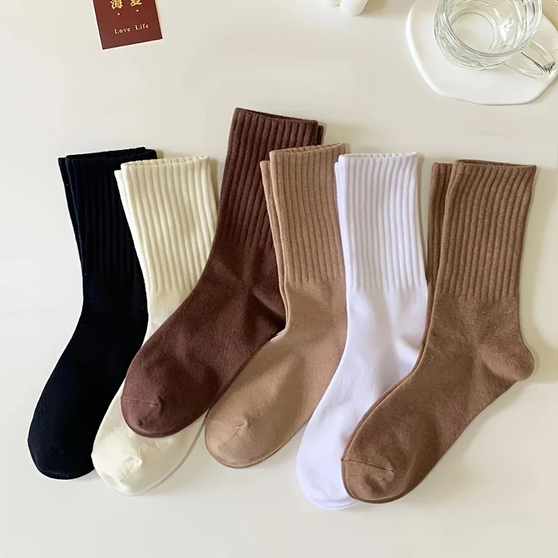 🧦 5–6 Pairs Unisex Casual Plain Color Socks