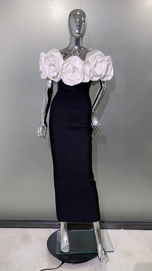 Stereoscopic White Flowers Off-Shoulder Bandage Dress ๐ธโจ