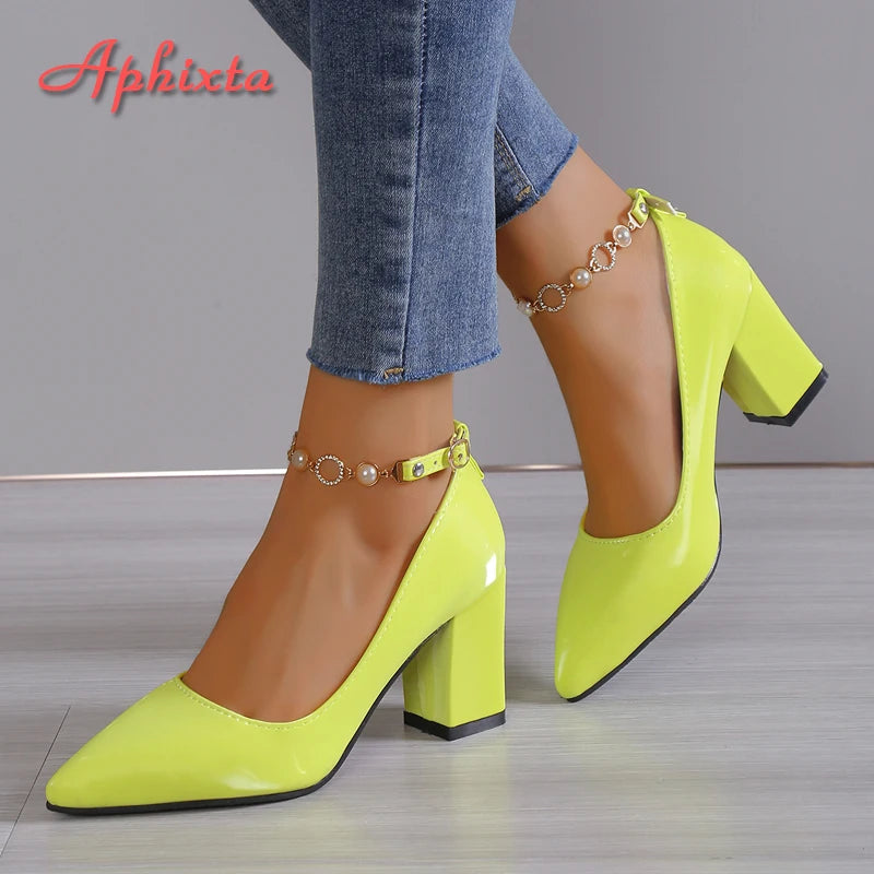 β¨ Aphixta 2024 New Luxury Rhinestone & Pearl Chain Pumps
