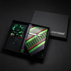 Wine Red Paisley Silk Tie Set – A Touch of Elegance for Every Occasion