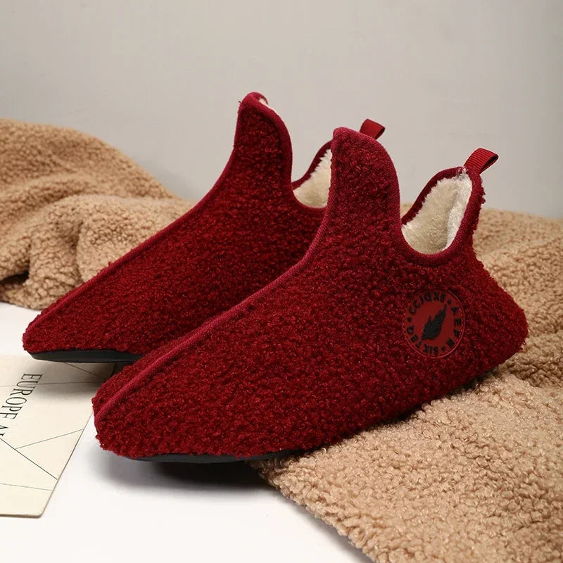 Winter Slippers for Men & Women – Cozy, Non-Slip, & Comfortable Indoor Footwear
