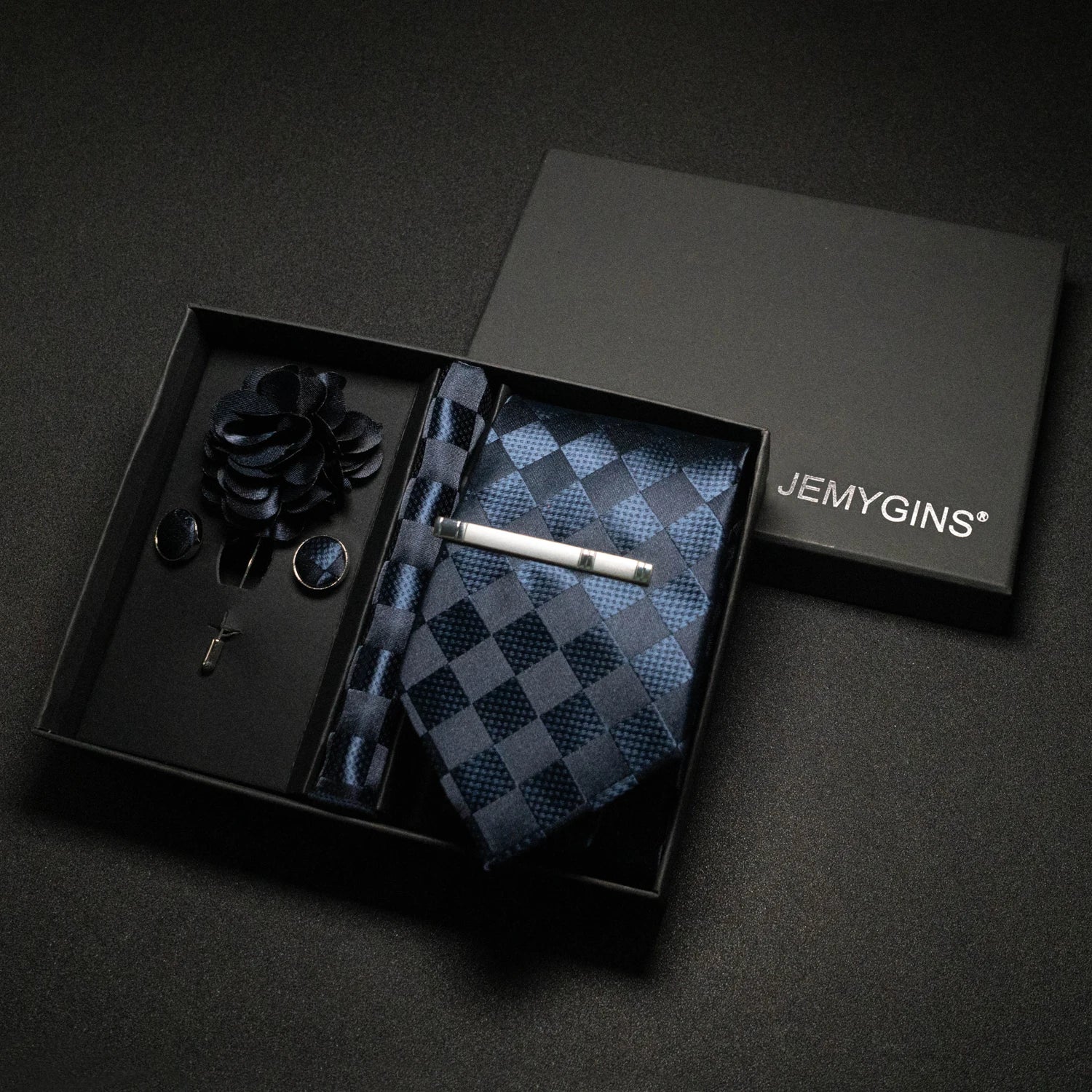 Wine Red Paisley Silk Tie Set – A Touch of Elegance for Every Occasion