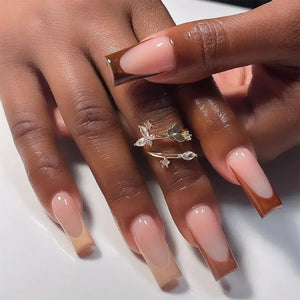 š Romantic Red Lips Valentineās Day Press-On Nails