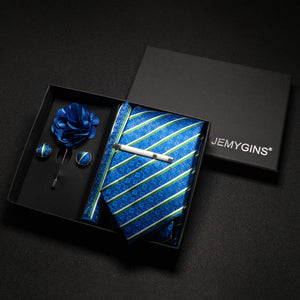 Wine Red Paisley Silk Tie Set – A Touch of Elegance for Every Occasion