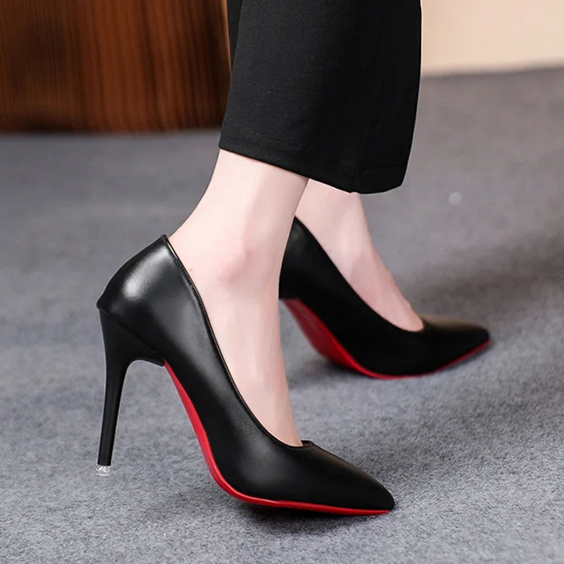 Classic Black Stiletto Heels β Timeless Elegance for Every Occasion