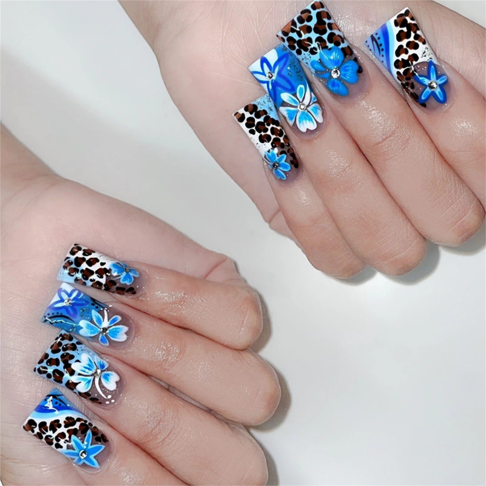 π Duckbill Leopard French Press-On Nails β Y2K Glam with a Punk Edge