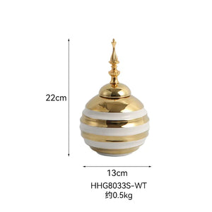 Gold Ceramic Ginger Jar – A Touch of Vintage Elegance