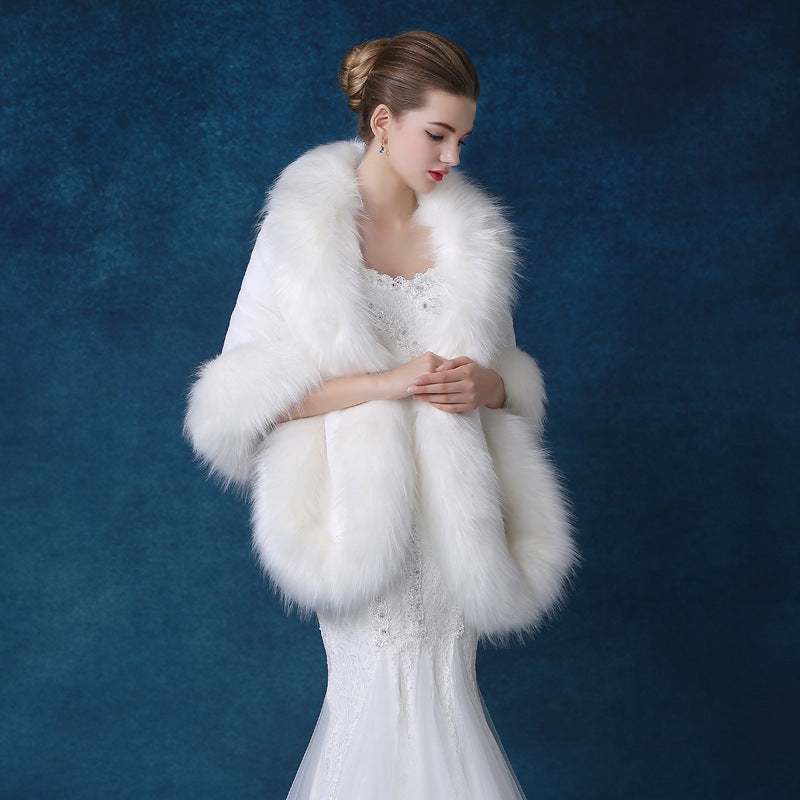 Wedding Dress Fashionable Warm Shawl – Elegant & Cozy Bridal Wrap