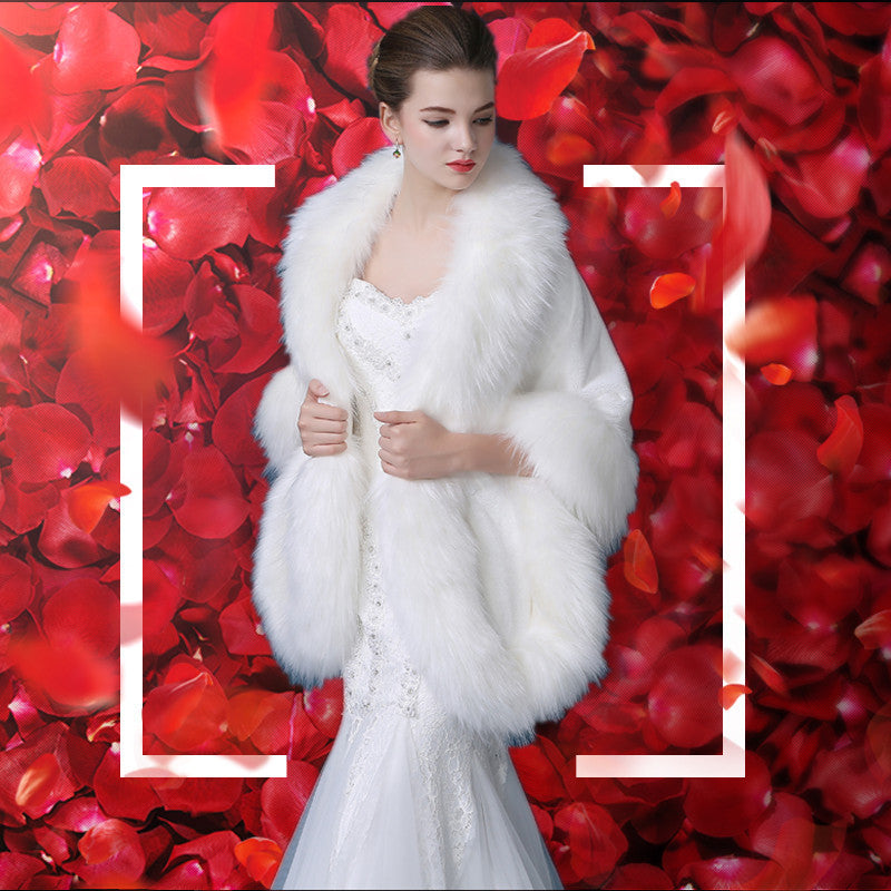 Wedding Dress Fashionable Warm Shawl – Elegant & Cozy Bridal Wrap