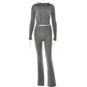 Knitted Hooded Suit – Women’s Two-Piece Lounge Set
Cozy, Chic & Effortlessly Stylish