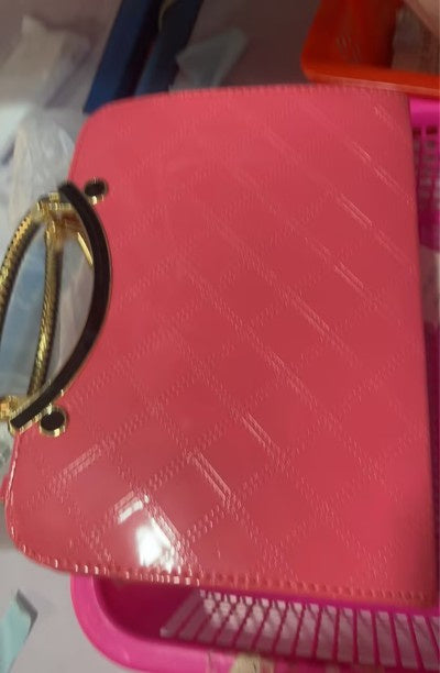 Elegant Designer Shoulder Bag – The Perfect Blend of Style & Function