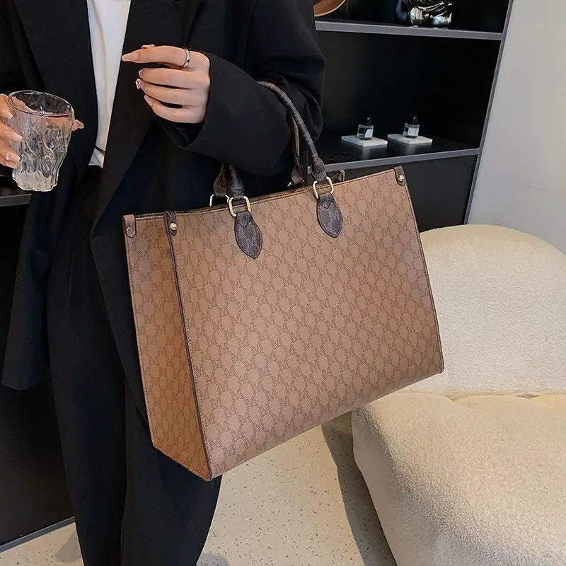 New Fashion Portable Shopping Bag – Large Capacity & Elegance Combined!