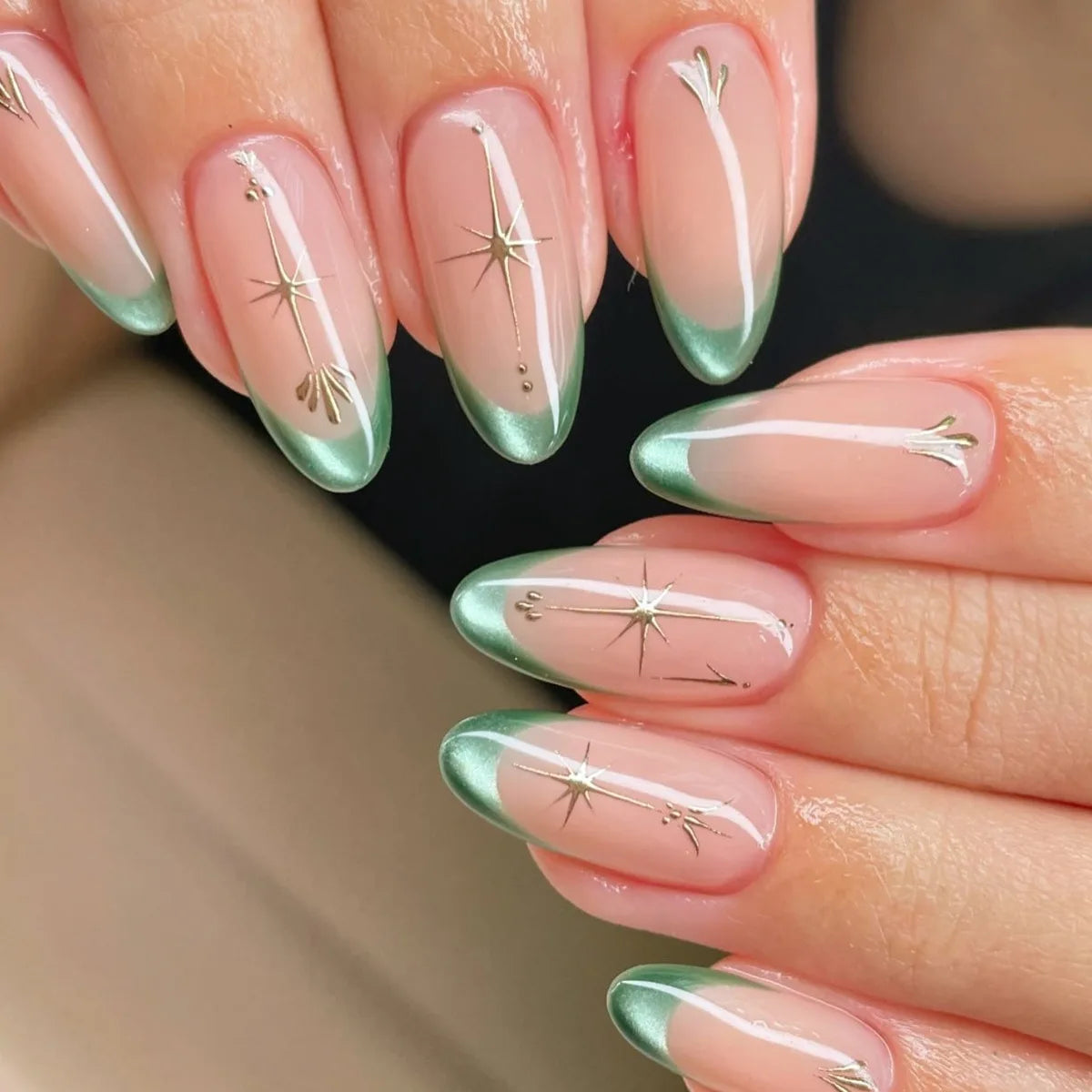 🍃 24pcs 3D Green Ripple Cat’s Eye Press-On Nails – French Almond Style with Leaf Design