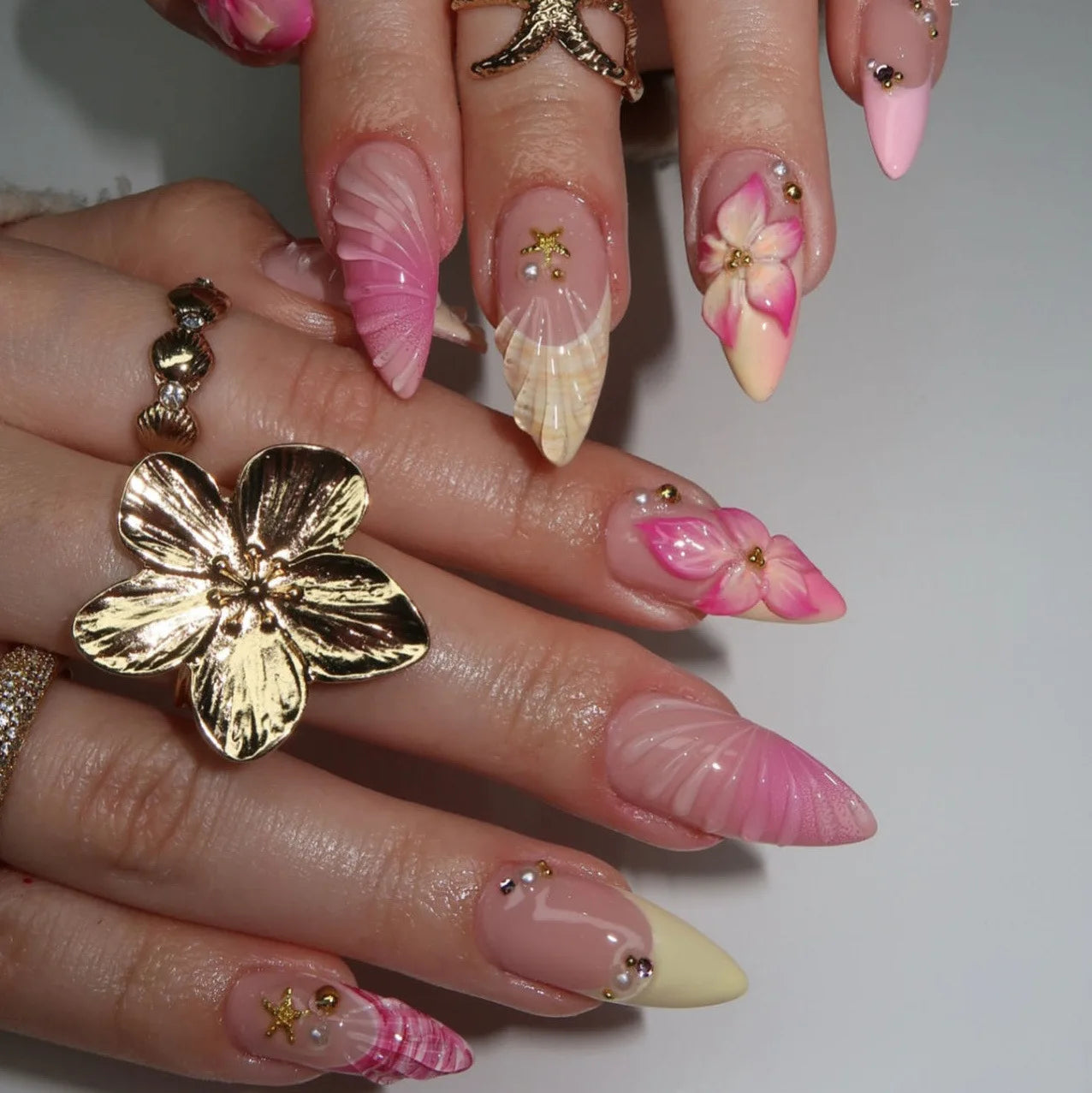 🌞 24PCS Summer Colorful Press-On Nails – Almond Shape with 3D Flowers & Beach Art