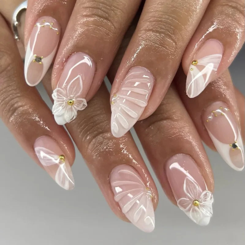 🌼 24pcs White Flower Press-On Nails – INS Yellow & Pink Blush Tones