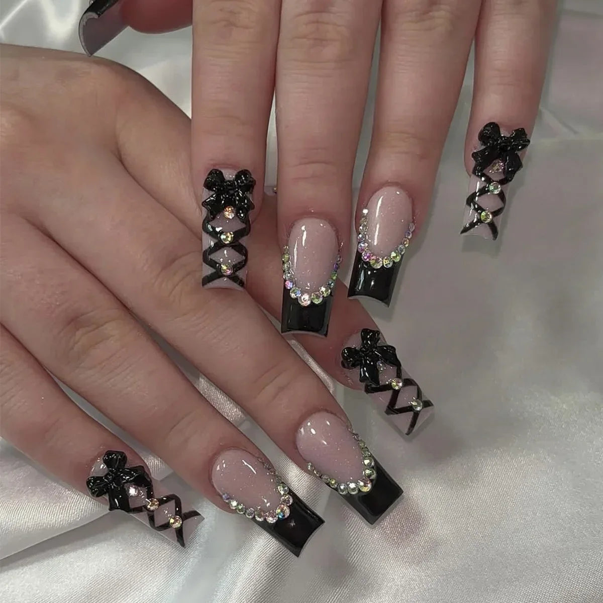 🖤 24pcs Short Almond Press-On Nails – Black Bowknot & White Pearl French Tips