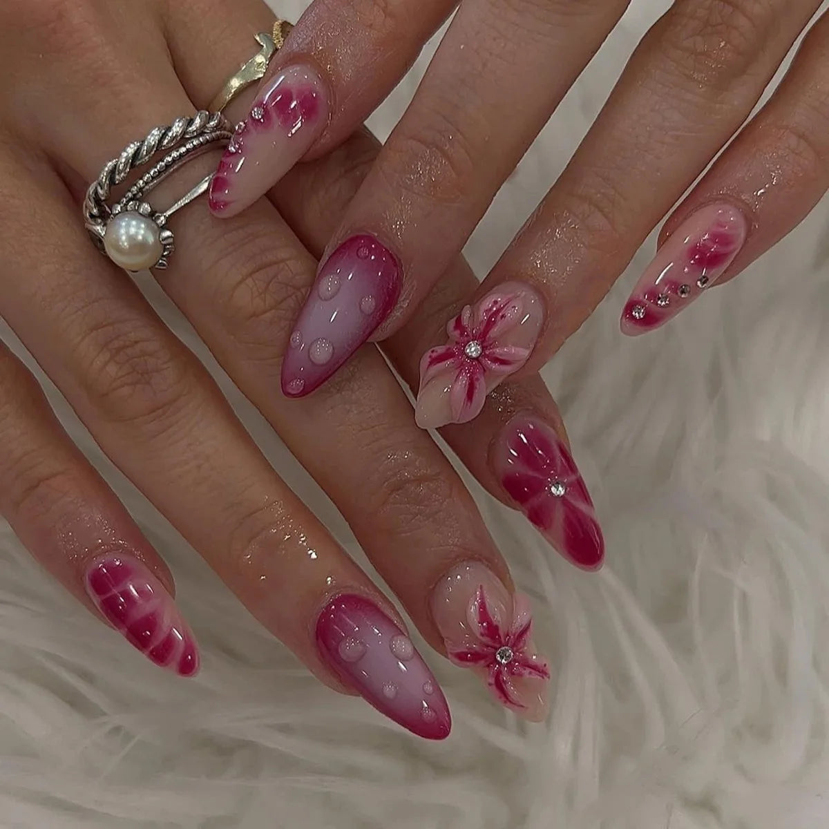 🌊 24pcs Cute Ocean Creature Press-On Nails – Yellow French Tip with Floral Fun