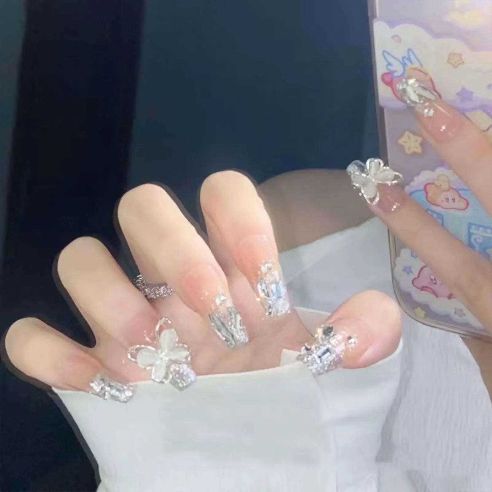 🦋 Bright Shining Butterfly False Nails – Sparkle, Style & Delicate Charm
