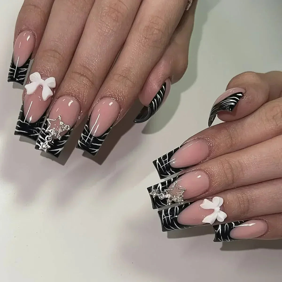 🖤 24pcs Short Almond Press-On Nails – Black Bowknot & White Pearl French Tips