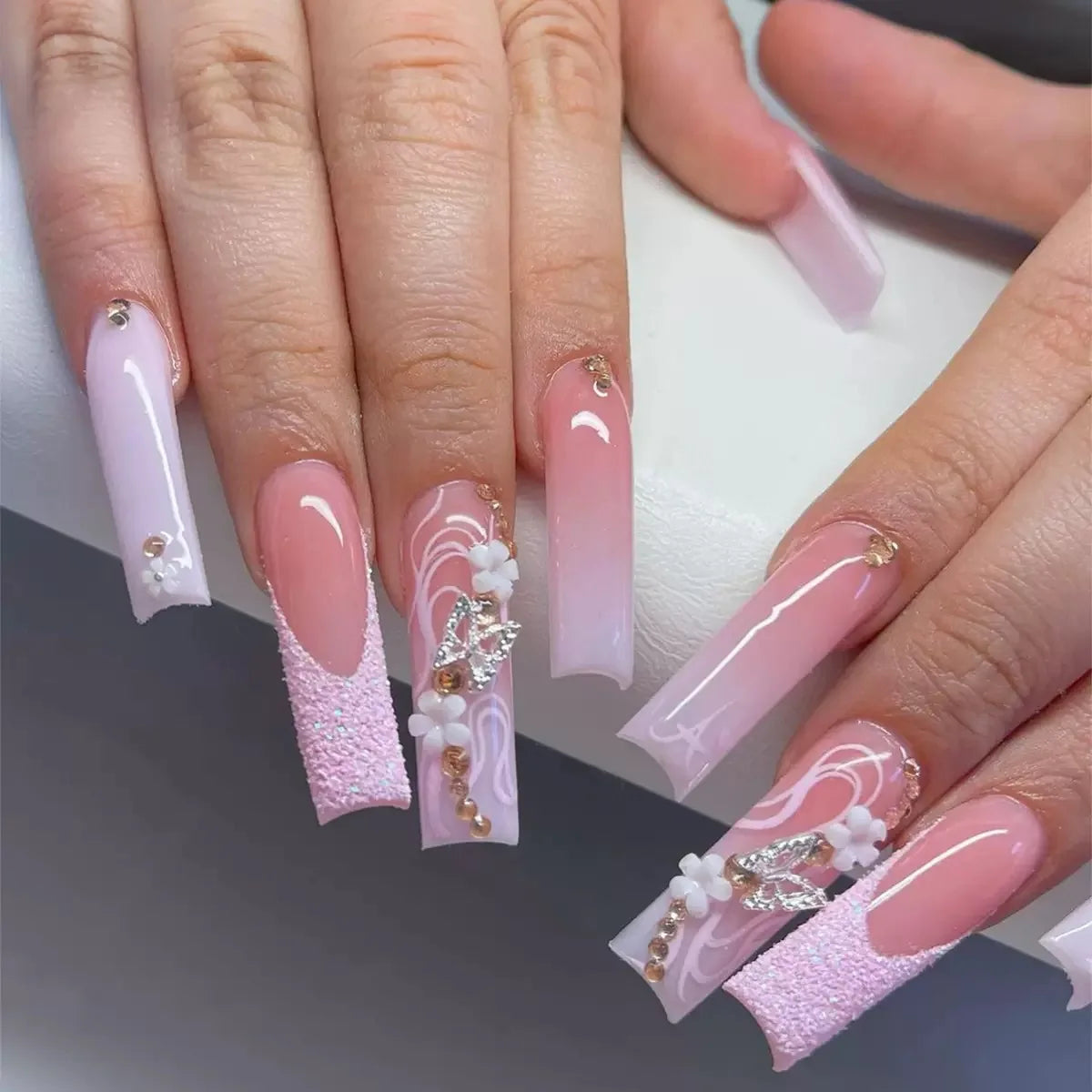 ✨ 24pcs Gold French Border Press-On Nails – Long Coffin Style with Rhinestones