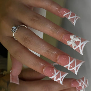 💎 24pcs Duckbill French Press-On Nails – Glitter, Rhinestones & Floral Charm
