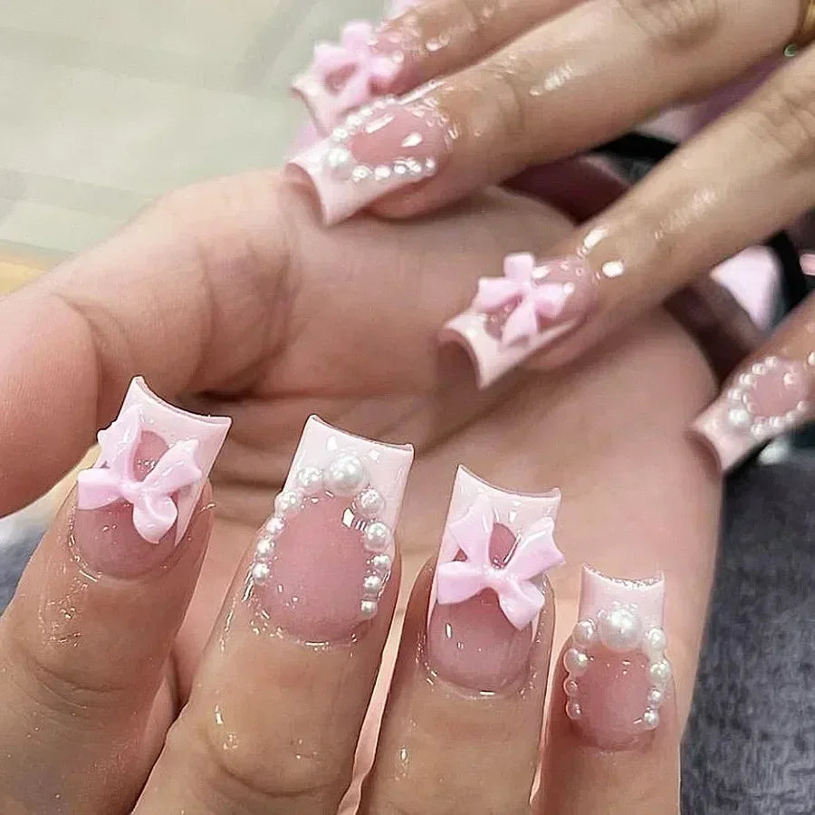 🖤 24pcs Short Almond Press-On Nails – Black Bowknot & White Pearl French Tips