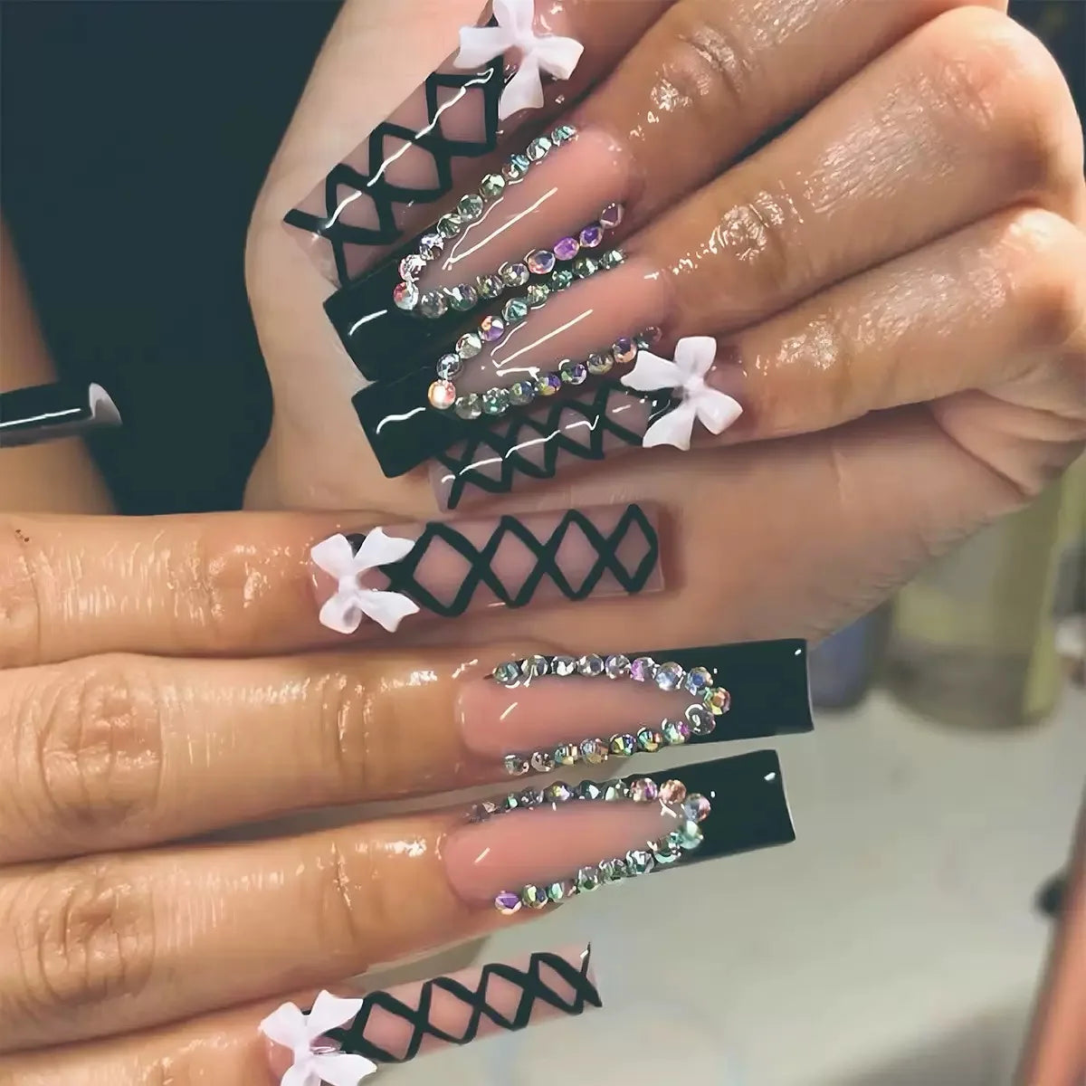 ✨ 24pcs Gold French Border Press-On Nails – Long Coffin Style with Rhinestones