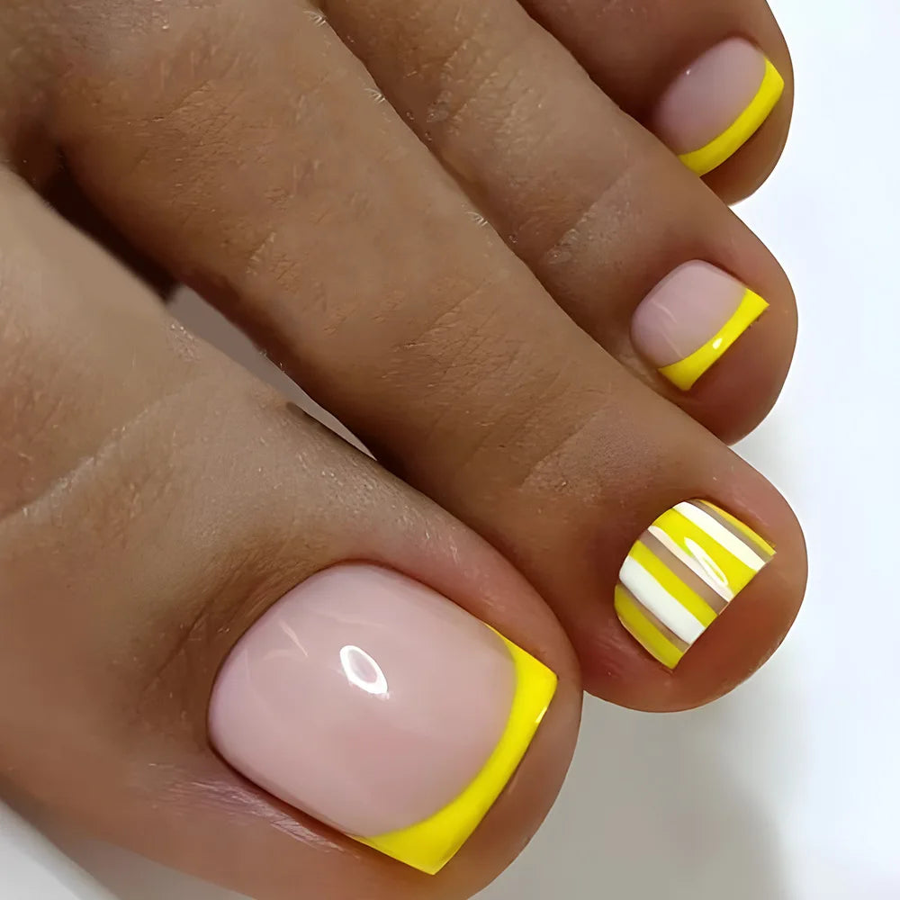 🦋 24pcs Butterfly Design Press-On Toe Nails – Short French Style with Rhinestones