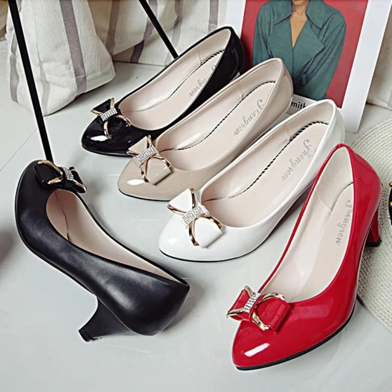 Elegant & Stylish Mid-Heel Pumps – The Perfect Blend of Comfort and Class!