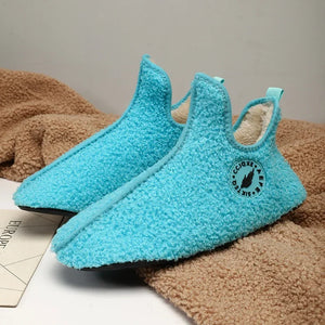 Winter Slippers for Men & Women – Cozy, Non-Slip, & Comfortable Indoor Footwear