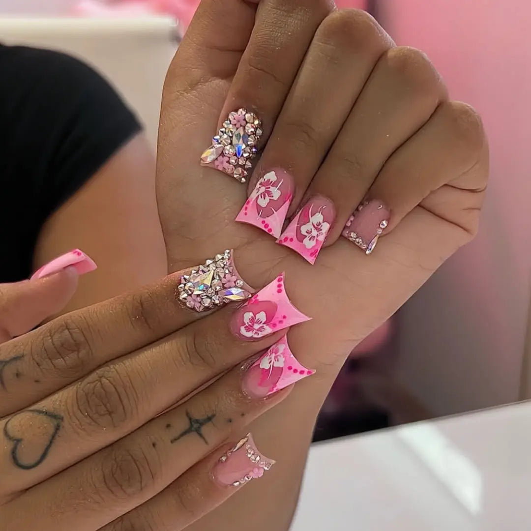 💎 24pcs Duckbill French Press-On Nails – Glitter, Rhinestones & Floral Charm