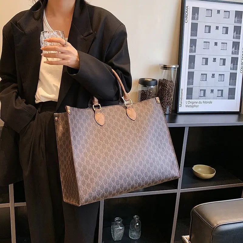New Fashion Portable Shopping Bag – Large Capacity & Elegance Combined!