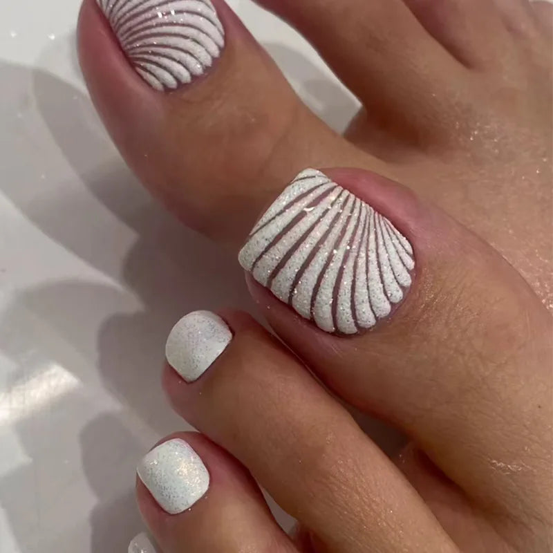 🦋 24pcs Butterfly Design Press-On Toe Nails – Short French Style with Rhinestones
