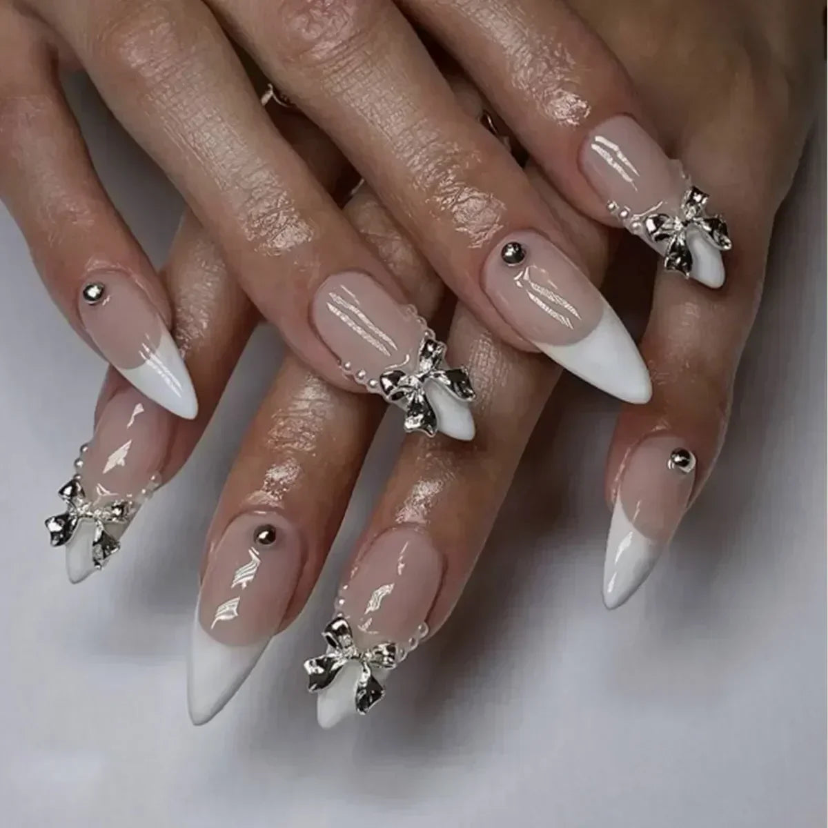 🖤 24pcs Short Almond Press-On Nails – Black Bowknot & White Pearl French Tips