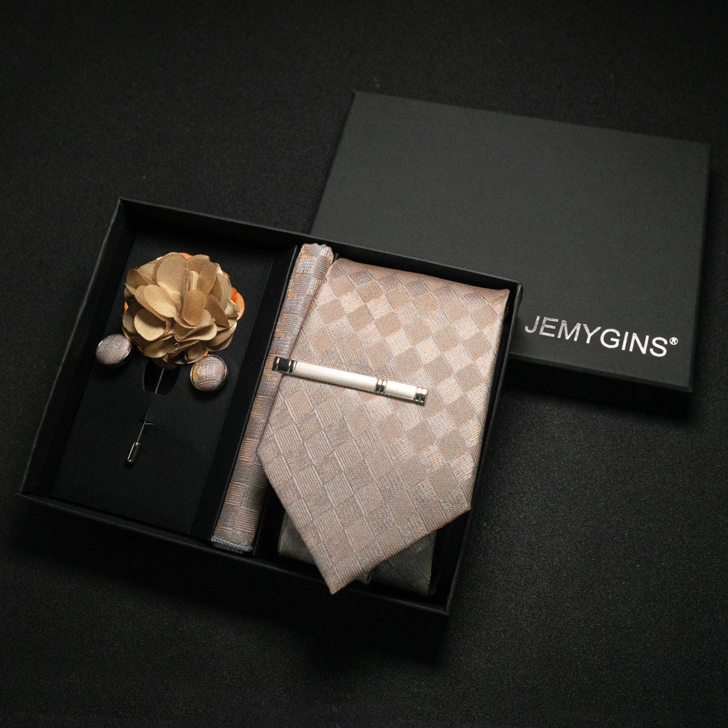 Wine Red Paisley Silk Tie Set – A Touch of Elegance for Every Occasion