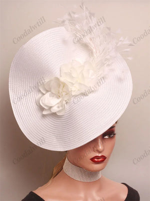 🎩 Big Derby Race Fascinator Hat – Elegant Pillbox with Flowers & Feathers