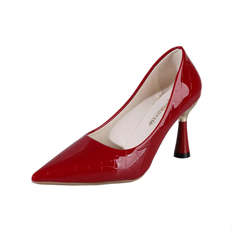 🍁 Plaid Classic Casual High Heels – Timeless Style, Cozy Confidence