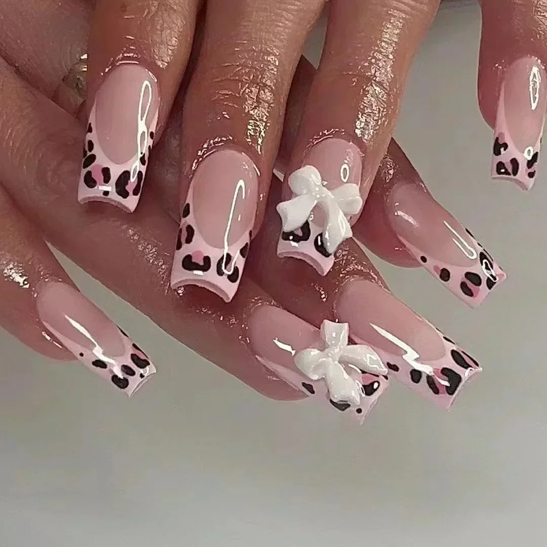 🖤 24pcs Short Almond Press-On Nails – Black Bowknot & White Pearl French Tips